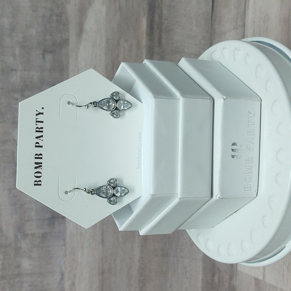 Ring Bomb~April Earring Bomb~RBP3178! - Picture 1 of 4